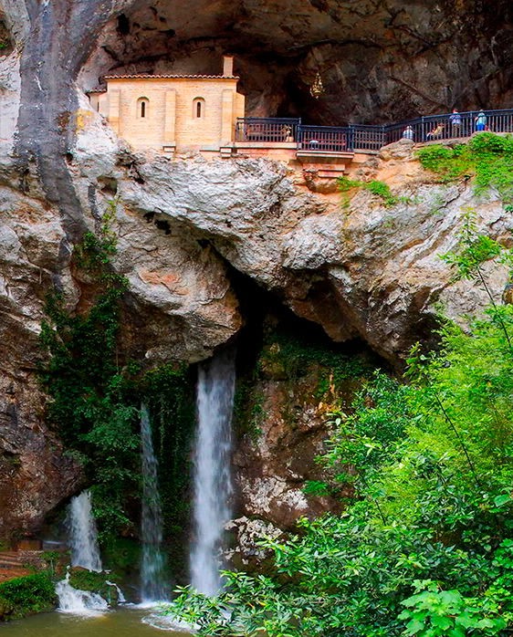 Covadonga waterfall